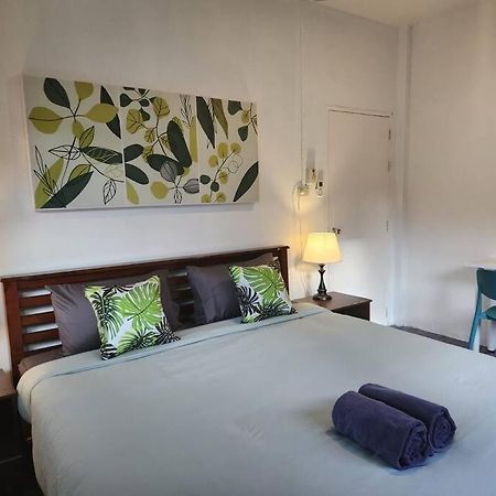 Karon Beach Holiday Home ภายนอก รูปภาพ